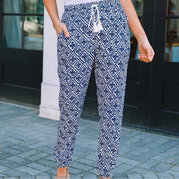 BB Dakota Pants - Jack by BB Dakota | Everything She Wants Joggers Beach Pants Swim Cover Up | XS